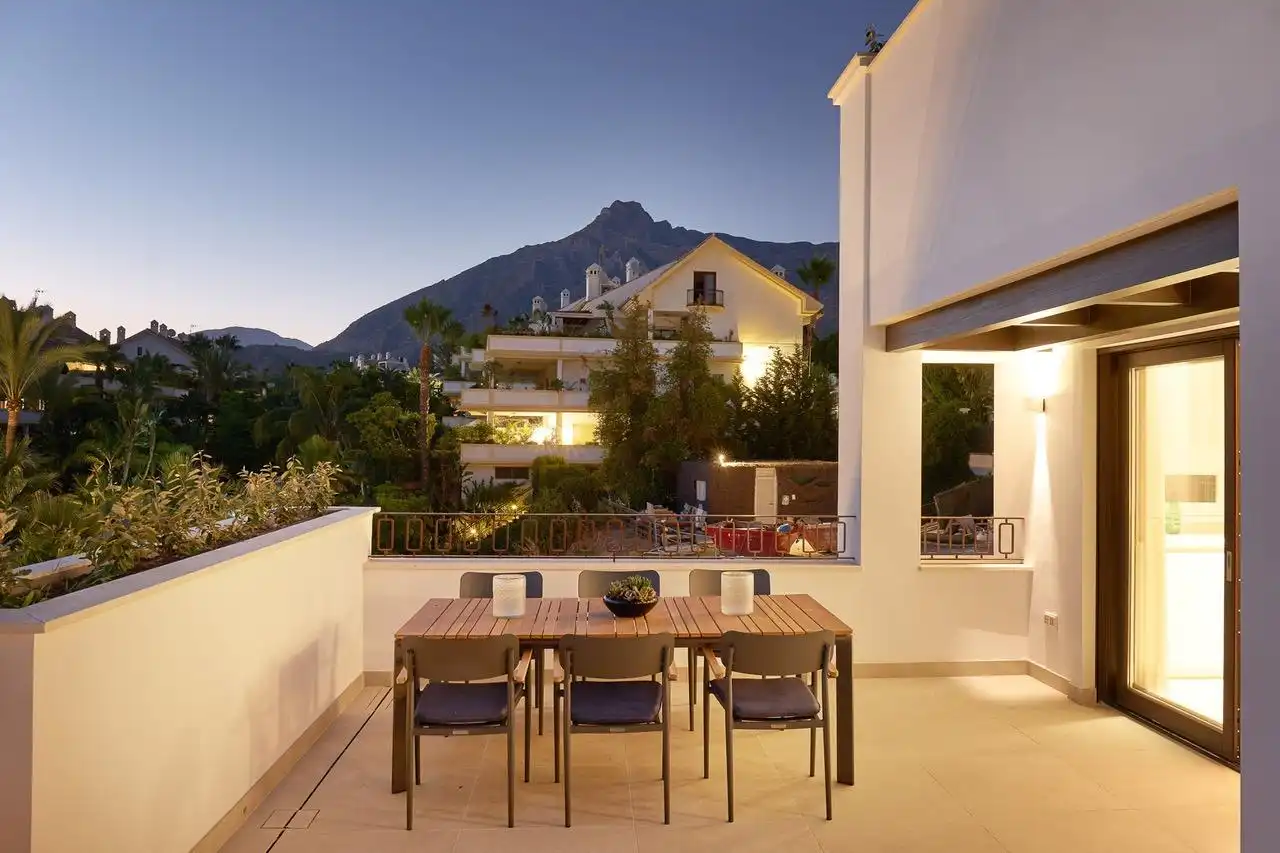Attic for sale in Lomas de Marbella Club