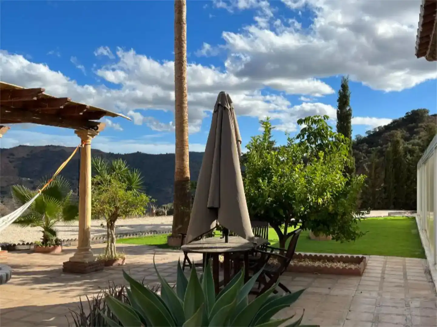 Terrassa de Finca rústica en venda en Casabermeja amb Piscina