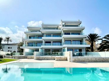 Appartement compact avec piscine à vendre à Las Marinas / Les Marines