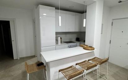 Kitchen of Apartment for sale in  Sevilla Capital  with Air Conditioner, Heating and Furnished