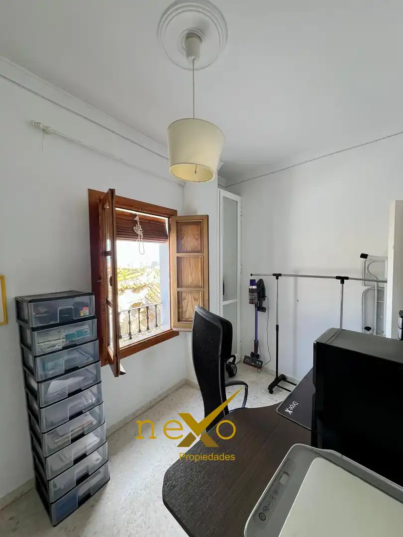Habitación de Piso en venta en Carmona con Aire acondicionado y Trastero