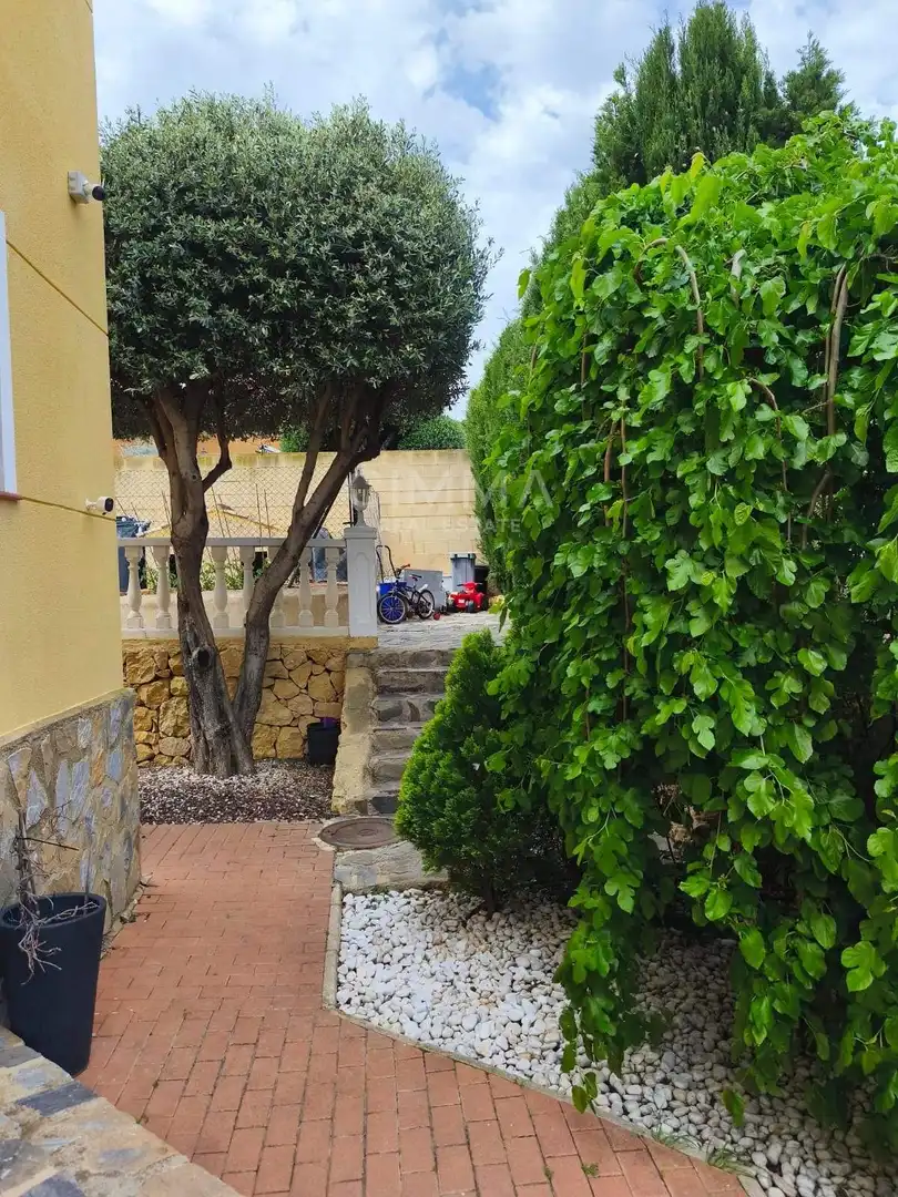 Garden of Houses for sale in L'Alfàs del Pi  with Heating, Private garden and Terrace