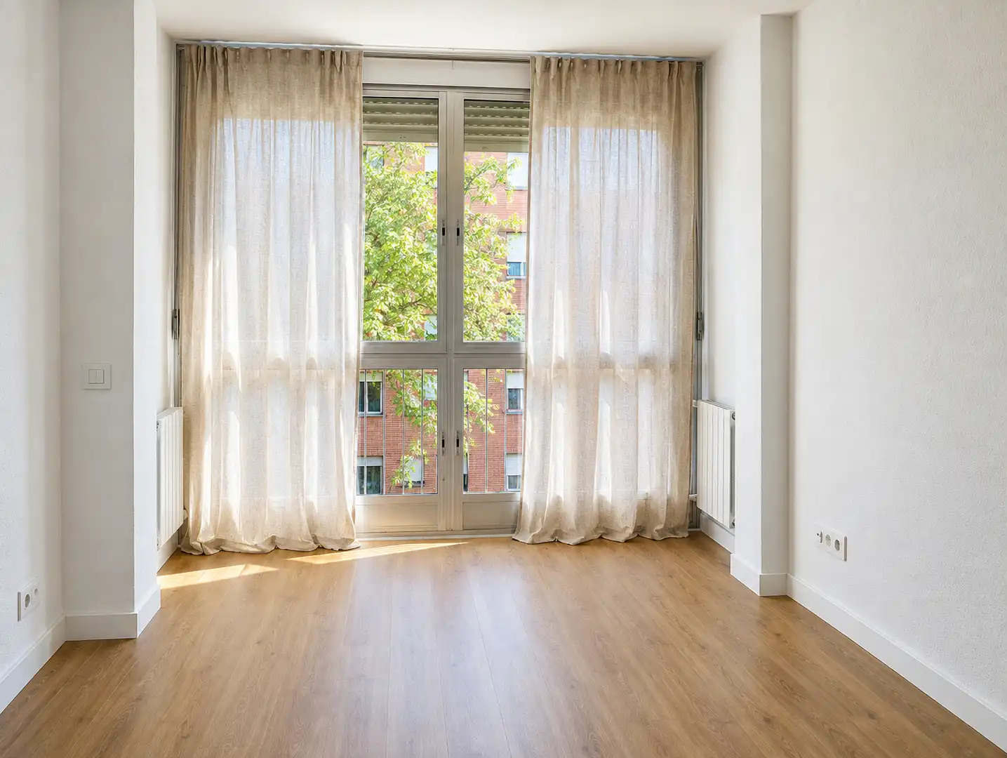 Bedroom of Flat for sale in Madrid  with Heating, Oven and Washing machine