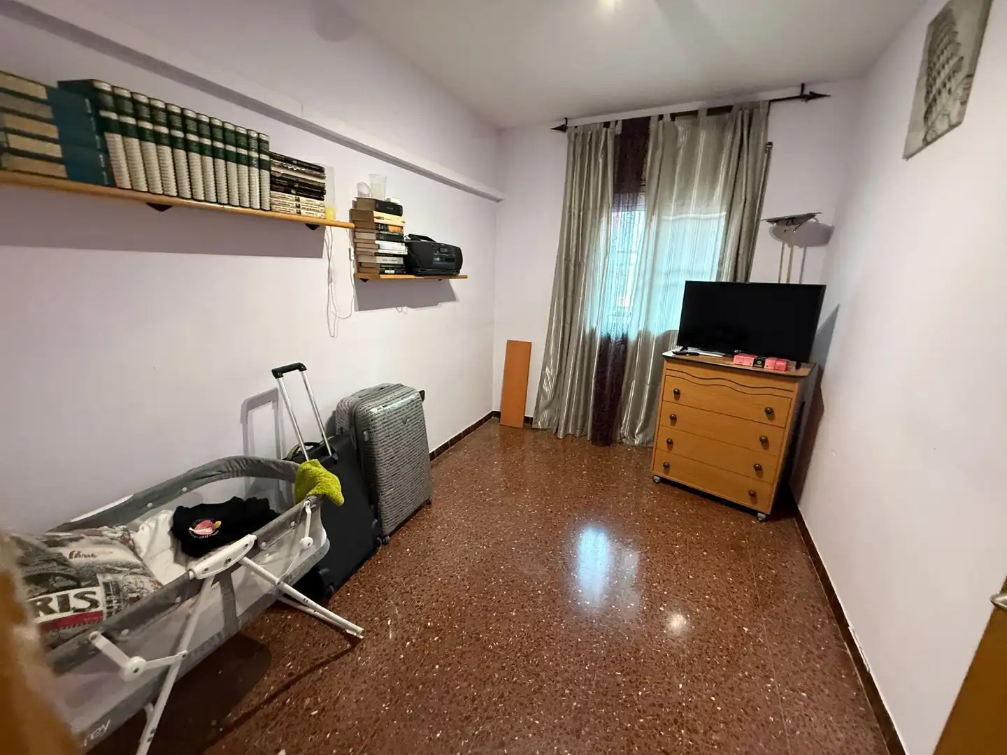 Habitación de Piso en venta en Santa Coloma de Gramenet con Aire acondicionado, Calefacción y Terraza