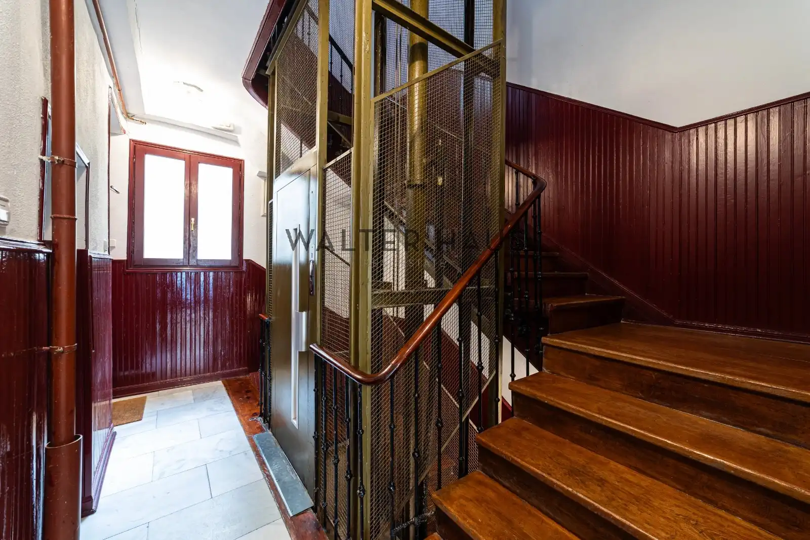 Flat for sale in Madrid  with Air Conditioner, Heating and Furnished