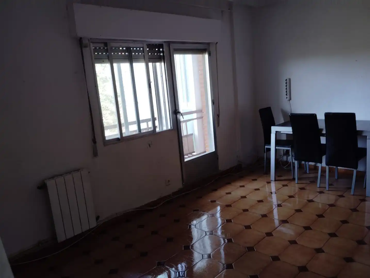 Piso en venta en Pz Hermanos Pinzón, Descubridores - Escritores