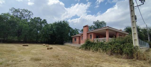 Casa-chalet en Venta en EXTRARRADIO, 4 en Navarredondilla