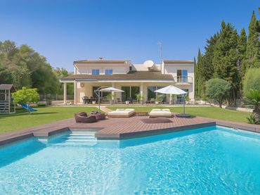 Villa con piscina in vendita a Pollença Poble
