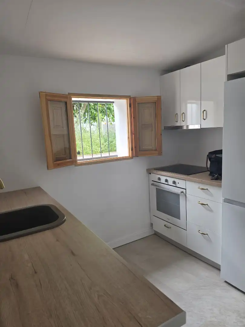 Cuina de Casa o xalet en venda en Vélez-Málaga amb Calefacció, Terrassa i Traster