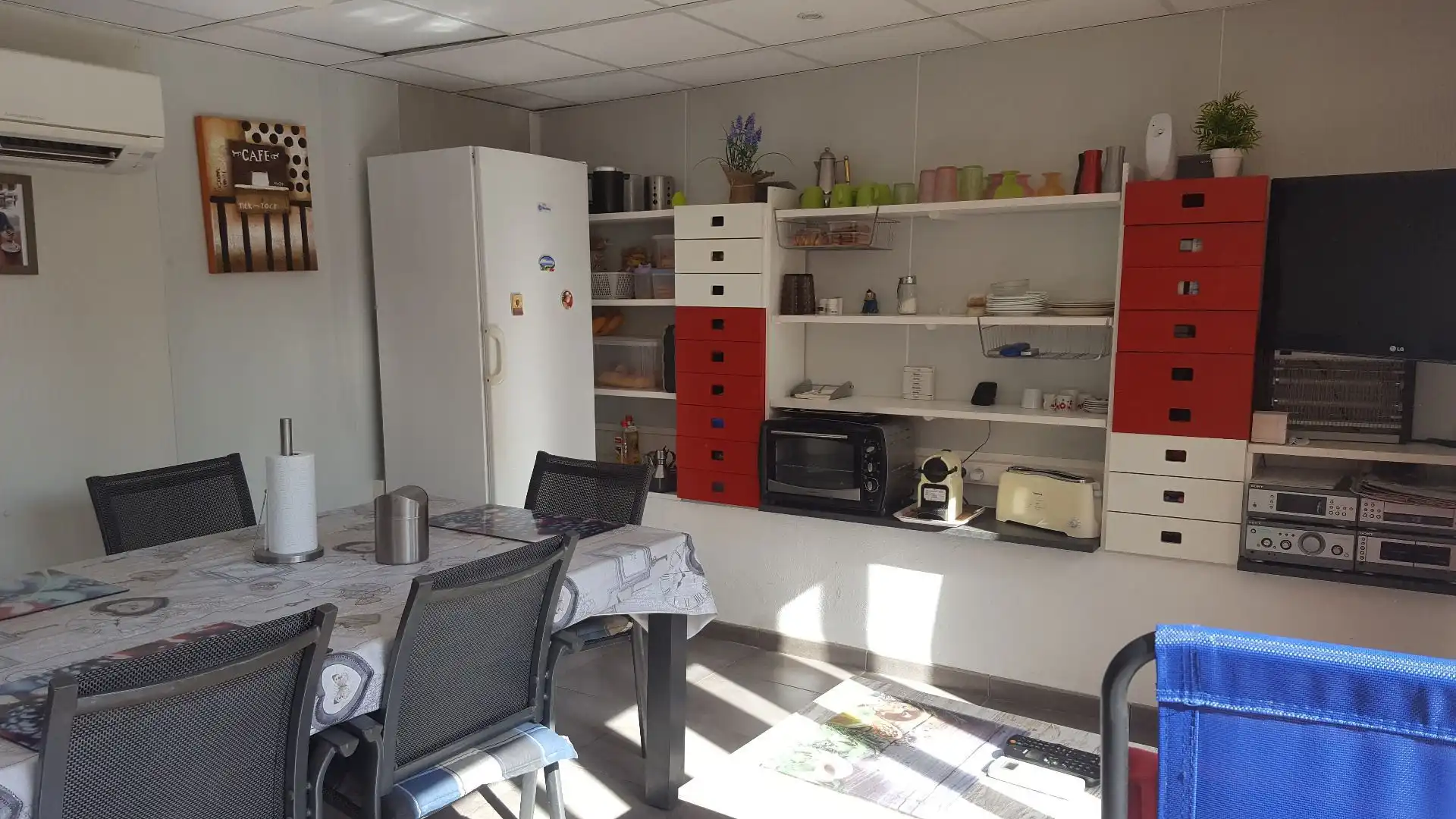 Cuina de Casa o xalet en venda en Tortosa amb Aire condicionat, Jardí privat i Traster