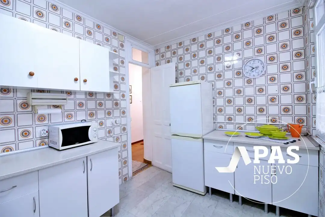 Küche von Wohnung zum Verkauf in Santander