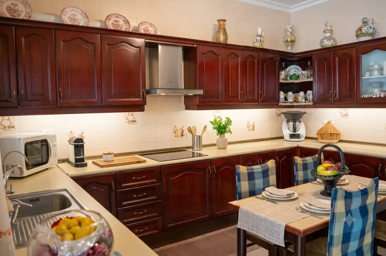 Kitchen of Houses for sale in Gines  with Air Conditioner, Heating and Private garden