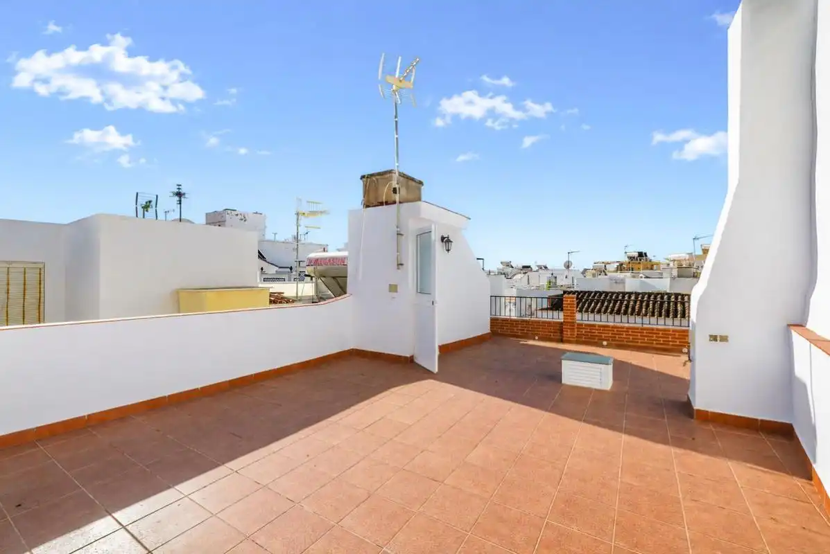 Terrassa de Casa adosada en venda en Nerja amb Calefacció, Terrassa i Balcó