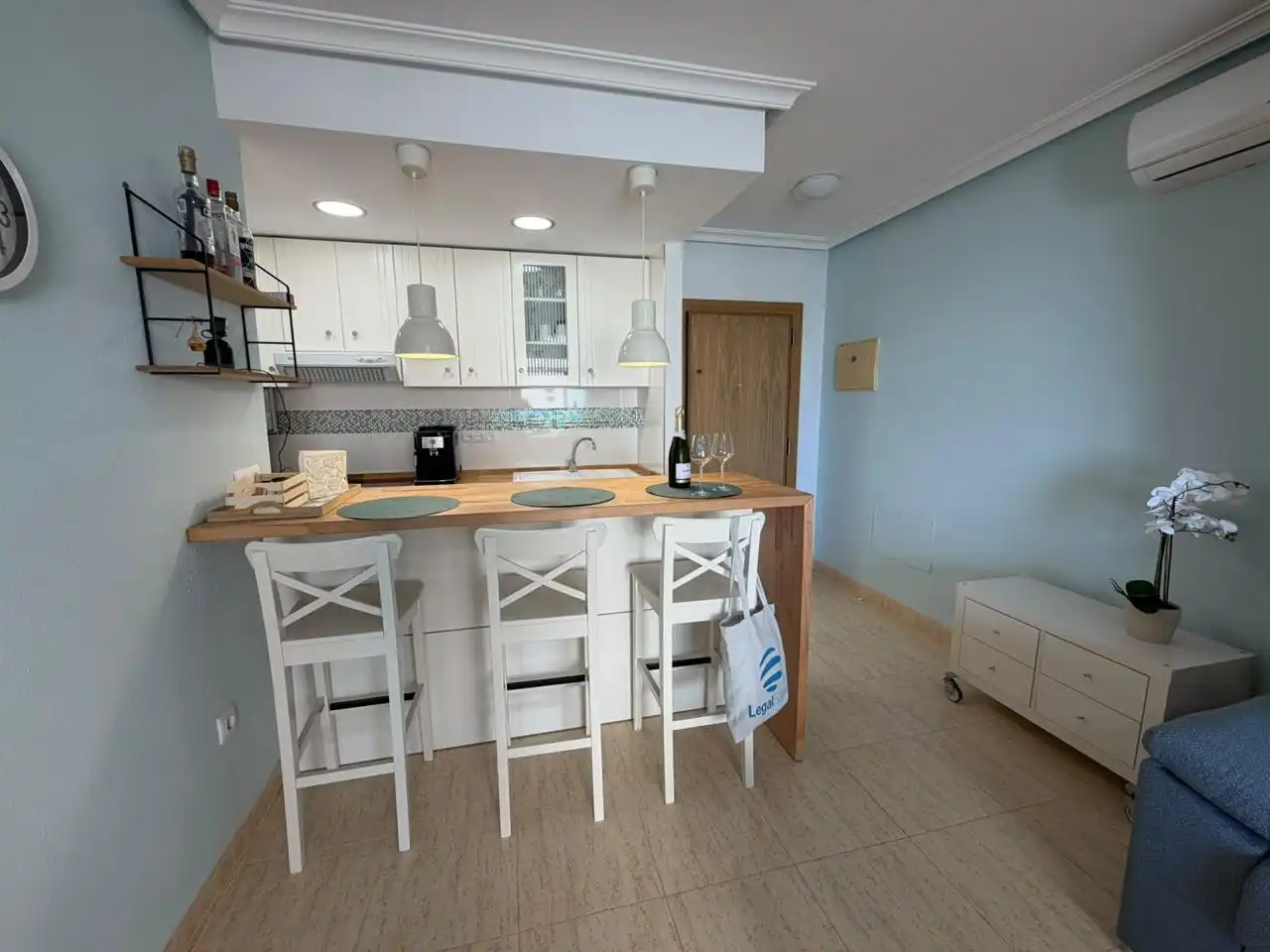 Cocina de Apartamento en venta en La Manga del Mar Menor con Aire acondicionado, Jardín privado y Terraza