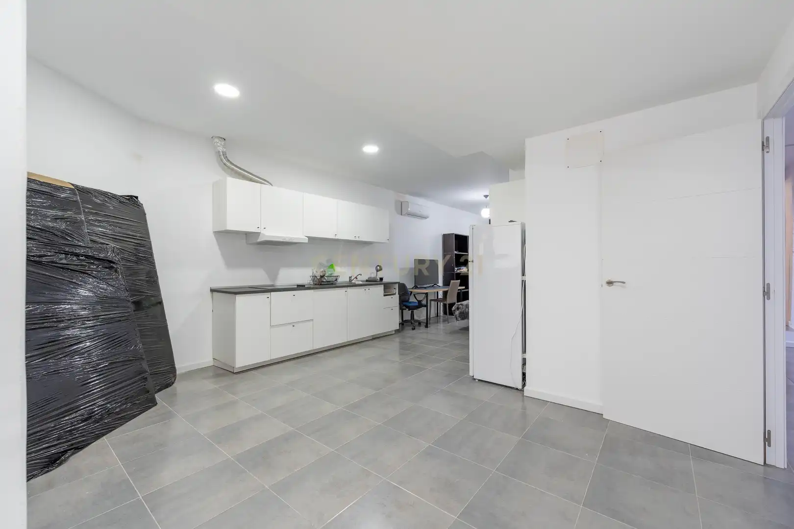 Cocina de Local en venta en Madrid con Internet