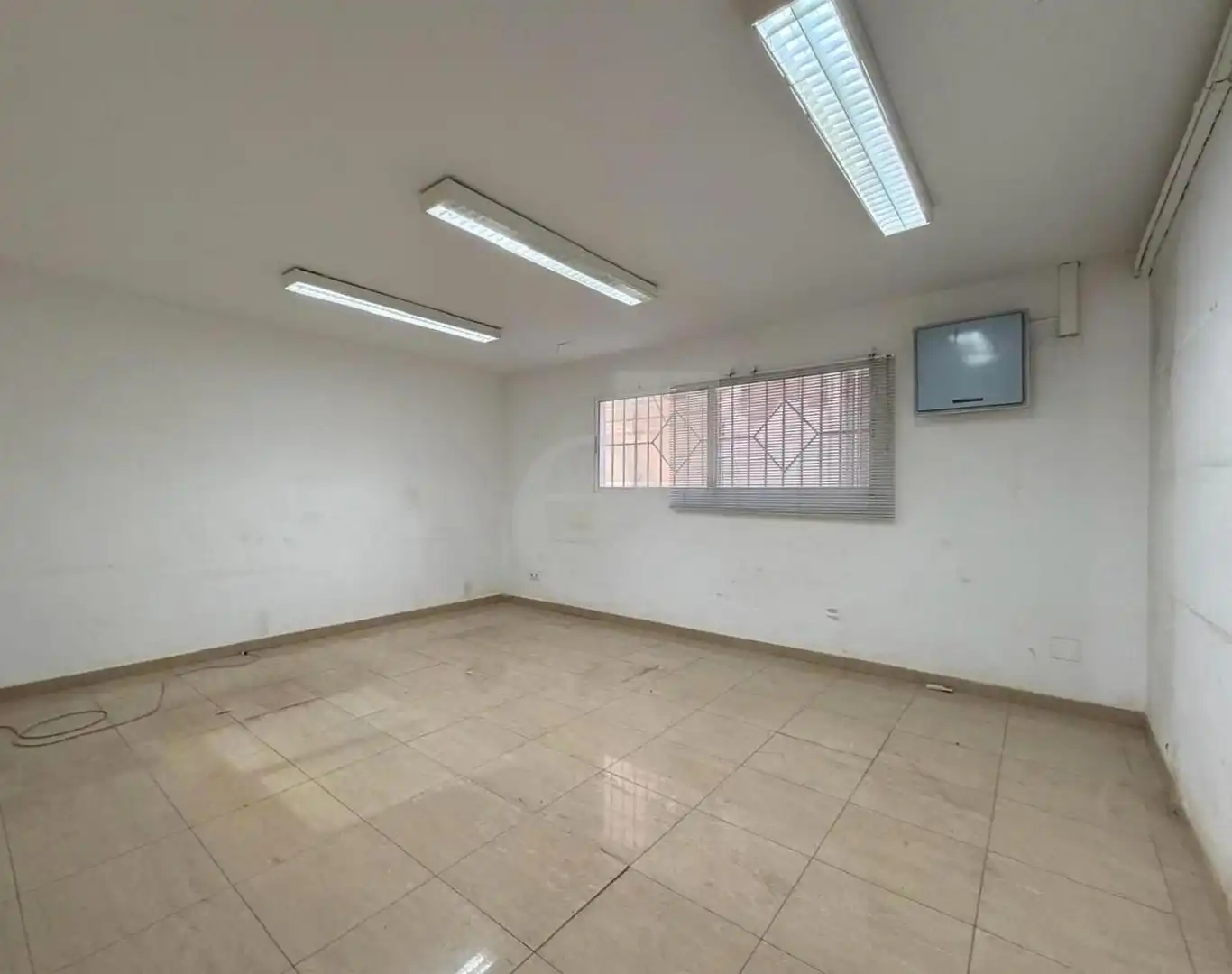 Industrial buildings for rent in Cheste