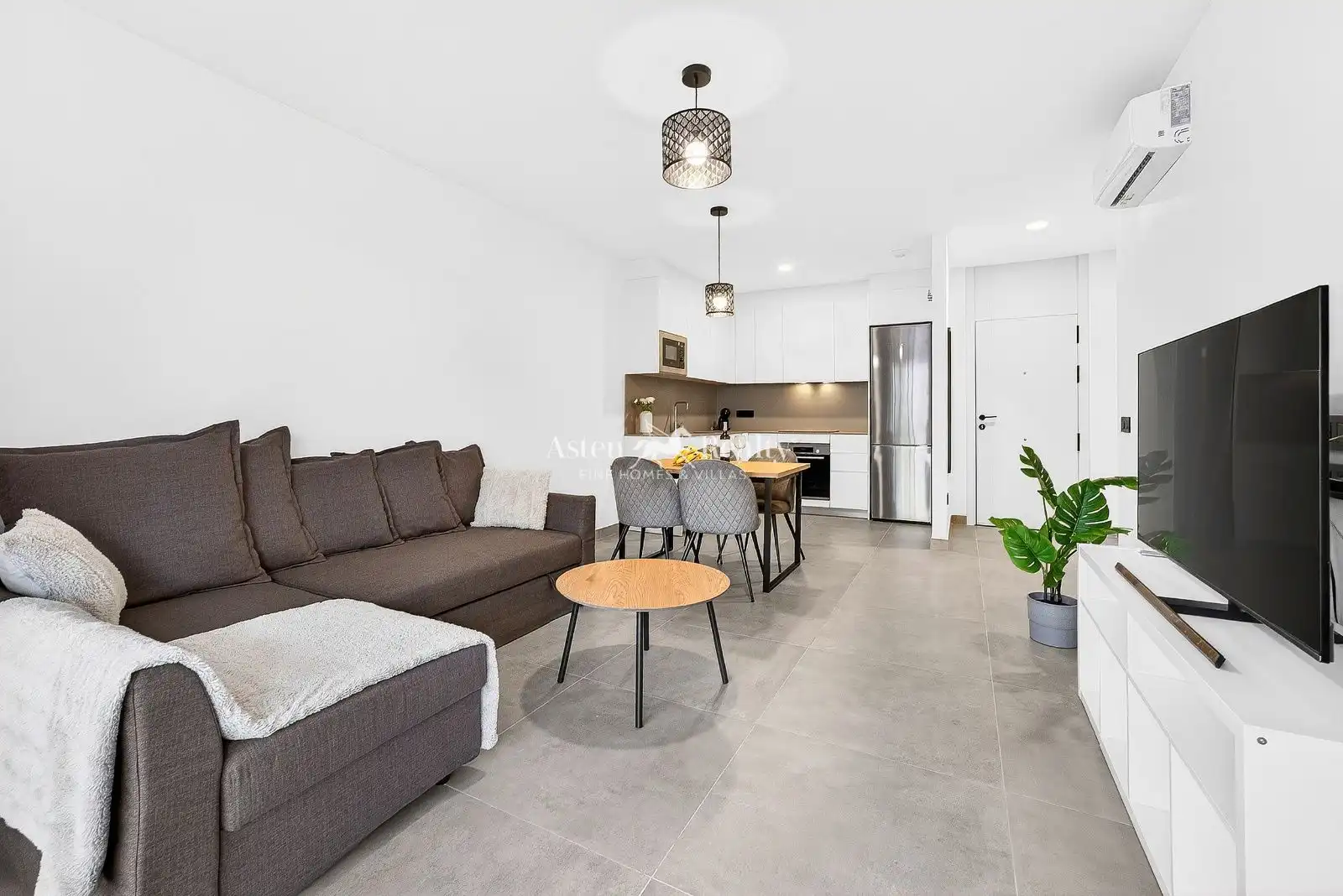 Sala d'estar de Apartament en venda en Adeje amb Aire condicionat, Terrassa i Traster