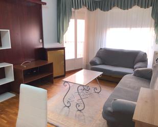 Living room of Flat for sale in Salamanca Capital  with Balcony