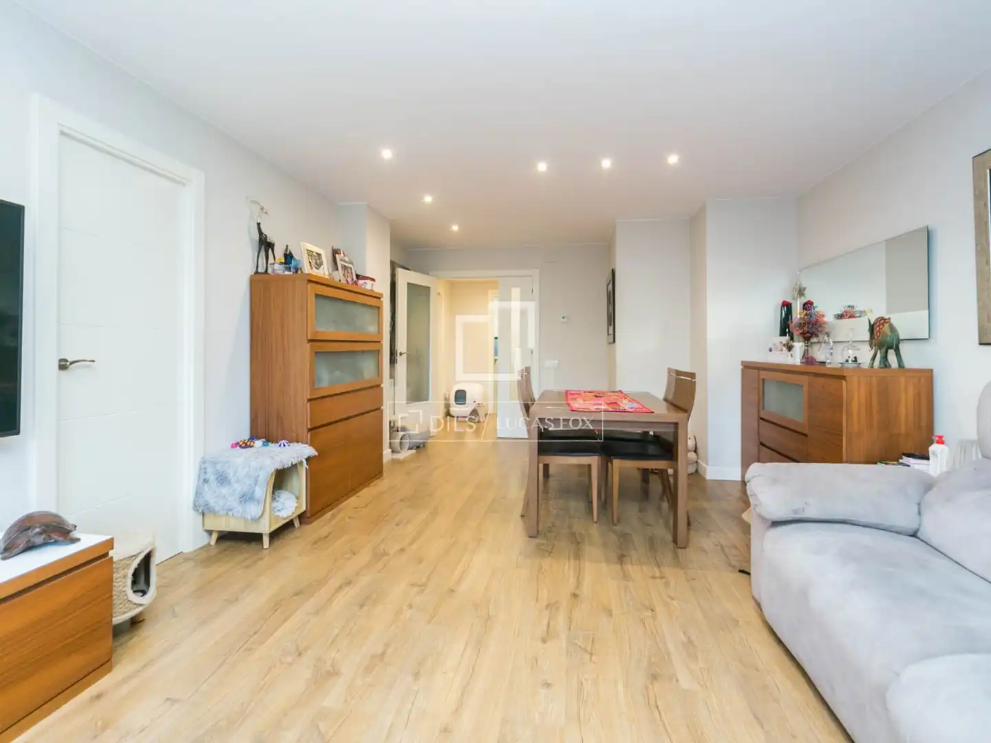 Exterior view of Flat for sale in Sant Cugat del Vallès  with Air Conditioner, Heating and Terrace