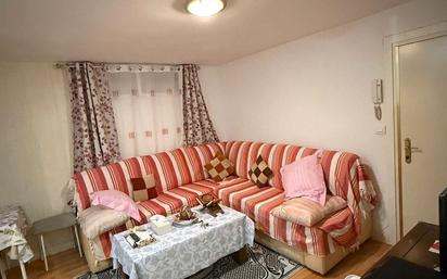Living room of Flat for sale in  Madrid Capital  with Heating and Storage room