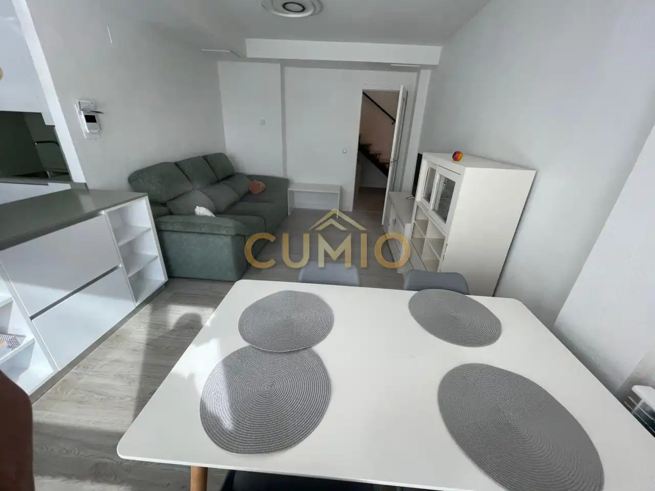 Sala de estar de Dúplex de alquiler en Nigrán con Calefacción y Amueblado