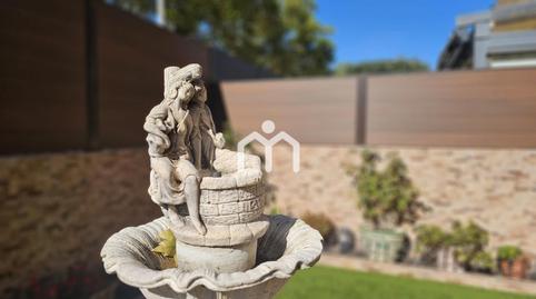 Foto 5 de Casa adosada en venda a Bufalà, Barcelona