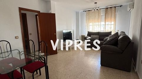 Atención, UNICA  Y EXCLUSIVA vivienda a la venta en la Urbanización privada de la Avd. Juan CarlosSe vende totalmente amueblada, c