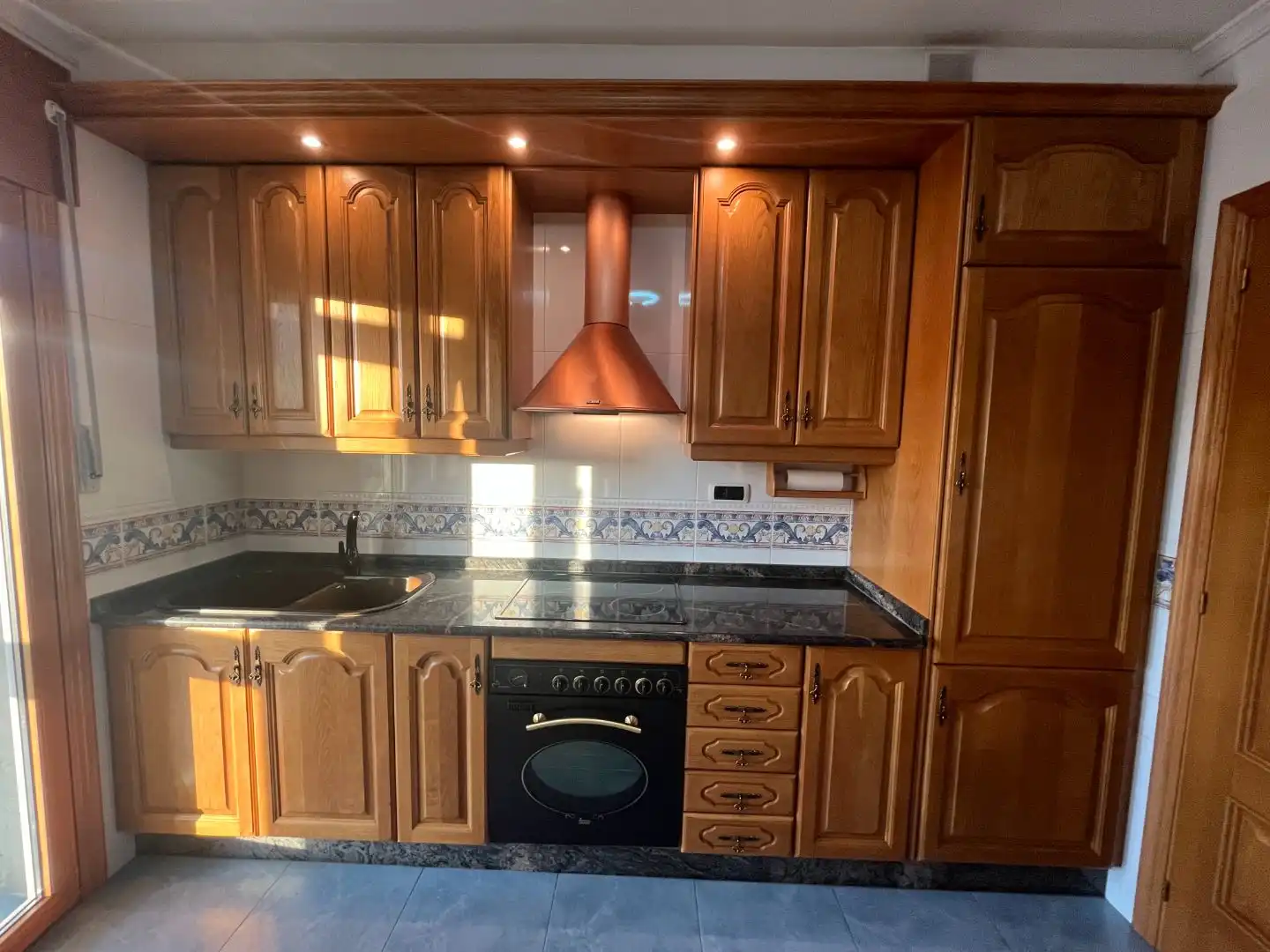 Kitchen of Duplexes for sale in Monforte de Lemos  with Heating, Private garden and Parquet flooring