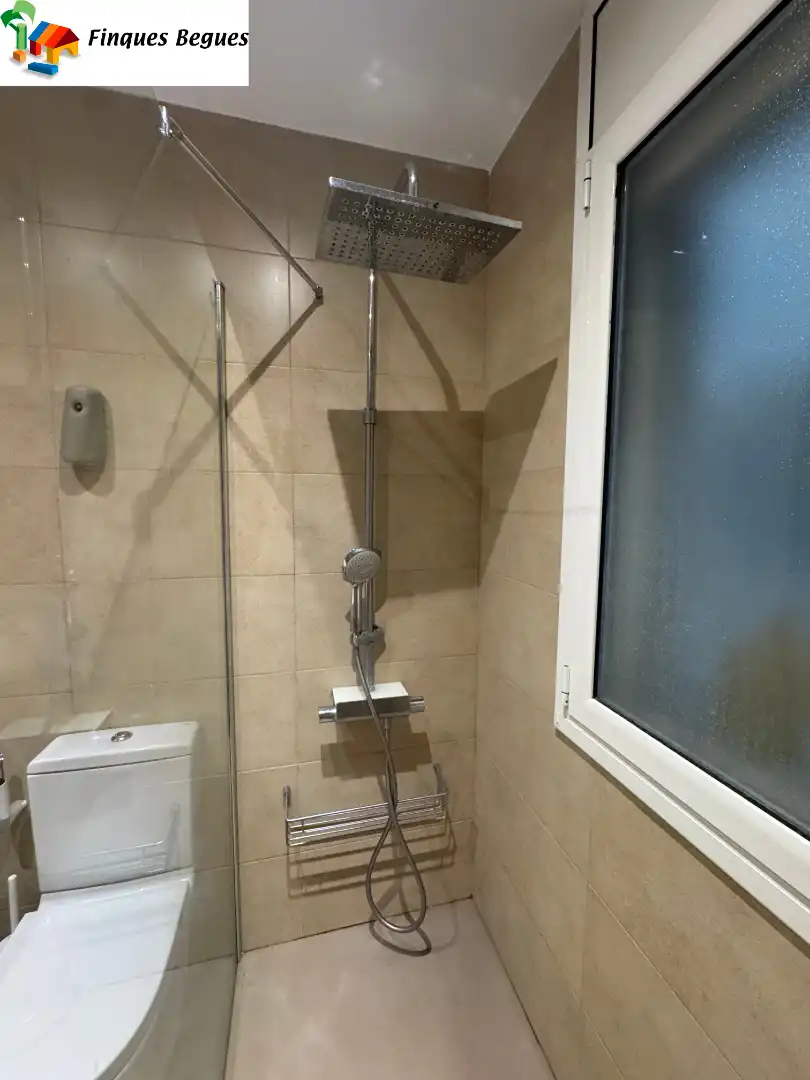 Baño de Planta baja en venta en Begues, Barcelona