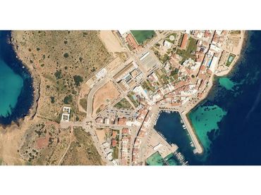 Apartamento con piscina en venta en Fornells