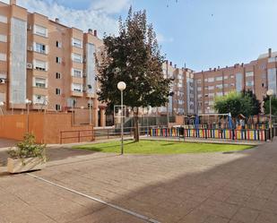 Vista exterior de Pis en venda en Alcorcón amb Calefacció, Parquet i Traster