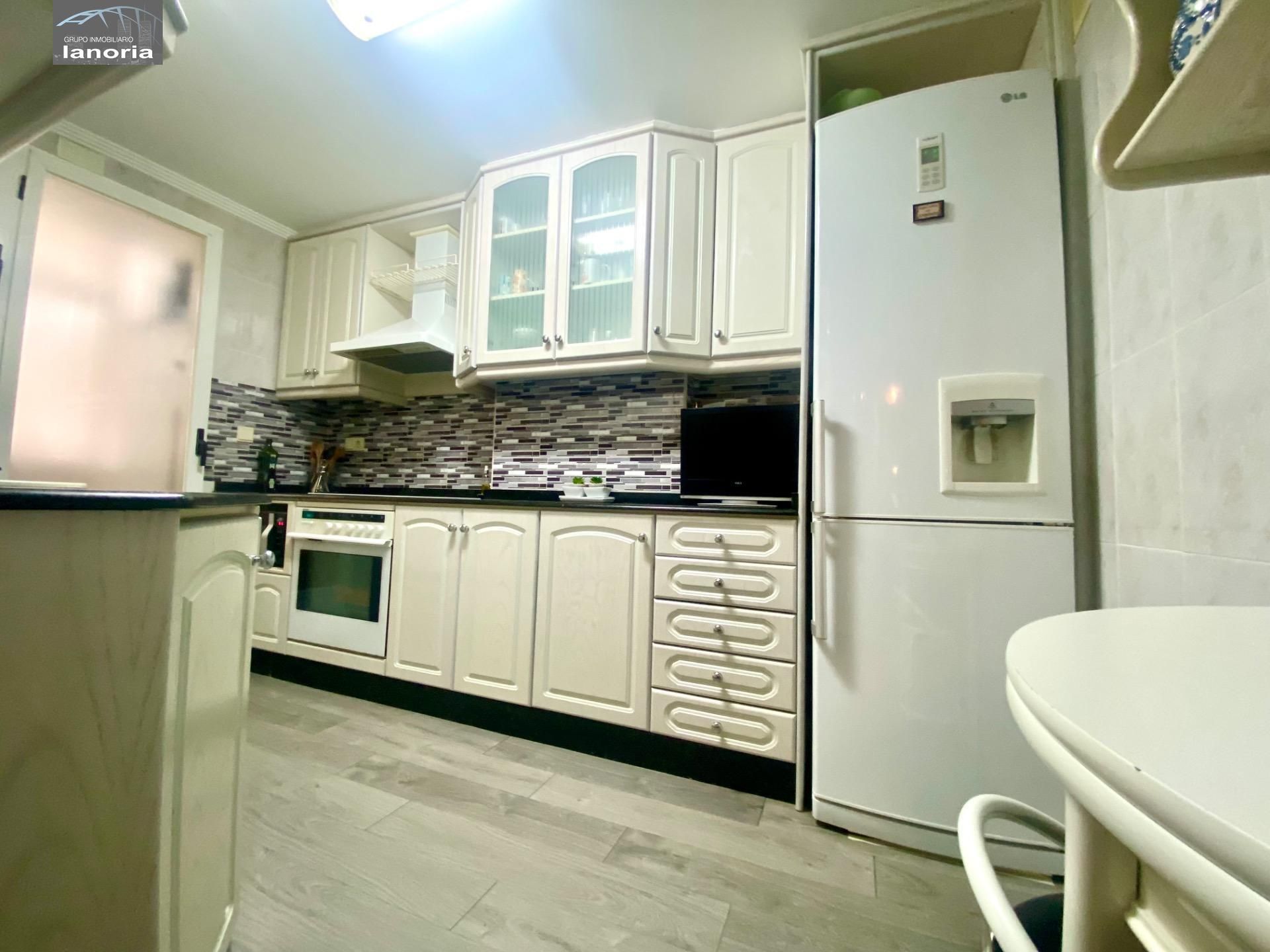 Flat for sale in Calle Feria, Feria