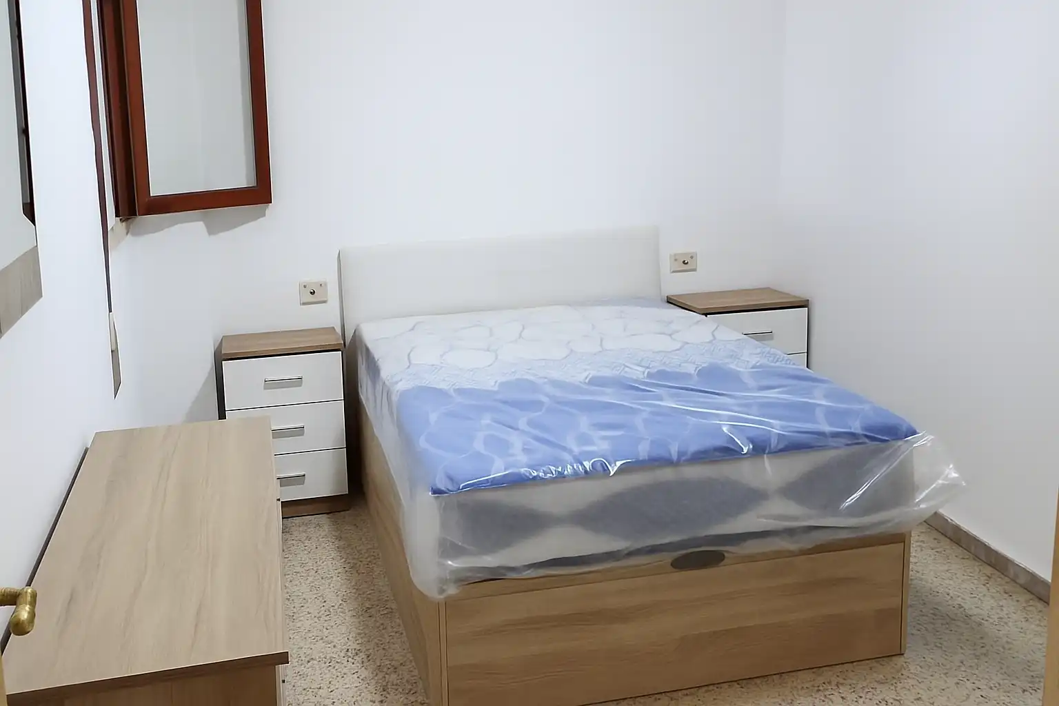 Flat with terrace to rent in Carrer de Catalunya 59, imagen 4