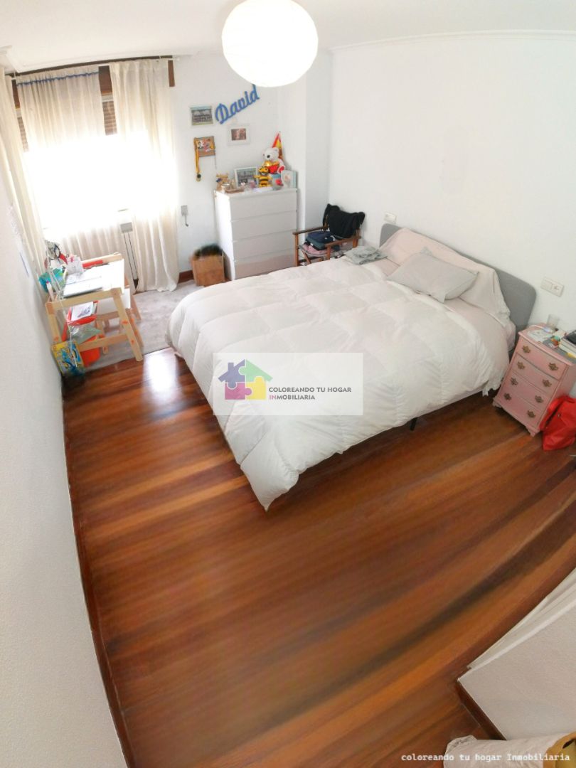 Bedroom of Flat for sale in Ponferrada  with Heating, Parquet flooring and Terrace