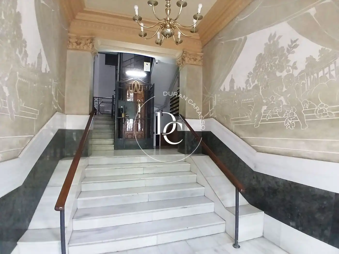 Piso en venta en Barcelona con Calefacción
