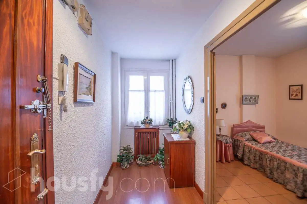 Flat for sale in Zaragoza