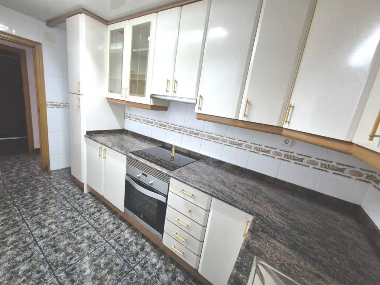 Cocina de Piso en venta en Badalona con Aire acondicionado