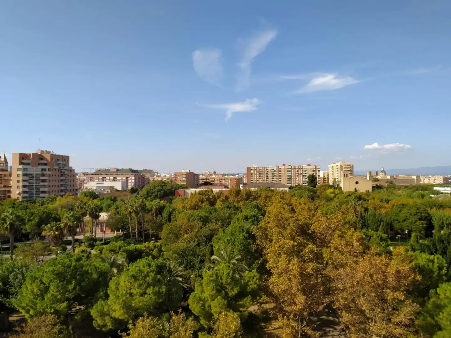 Vista exterior de Piso de alquiler en Valencia con Aire acondicionado, Calefacción y Trastero
