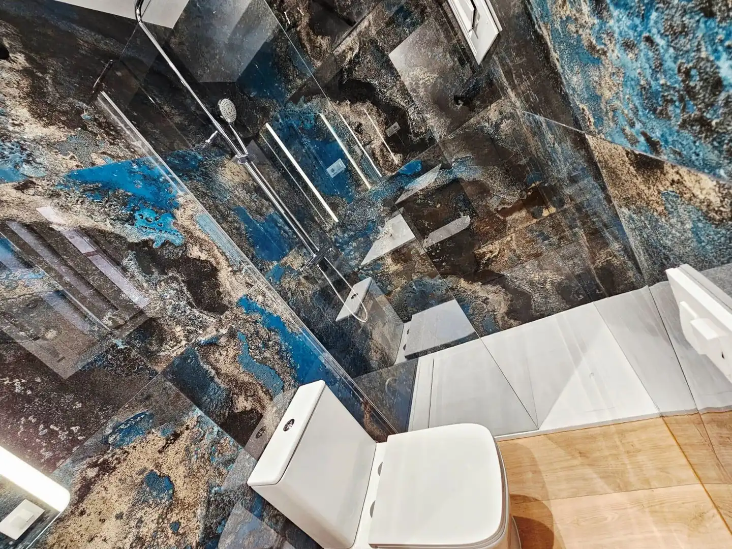 Bany de Apartament en venda en Madrid amb Aire condicionat, Calefacció i Moblat