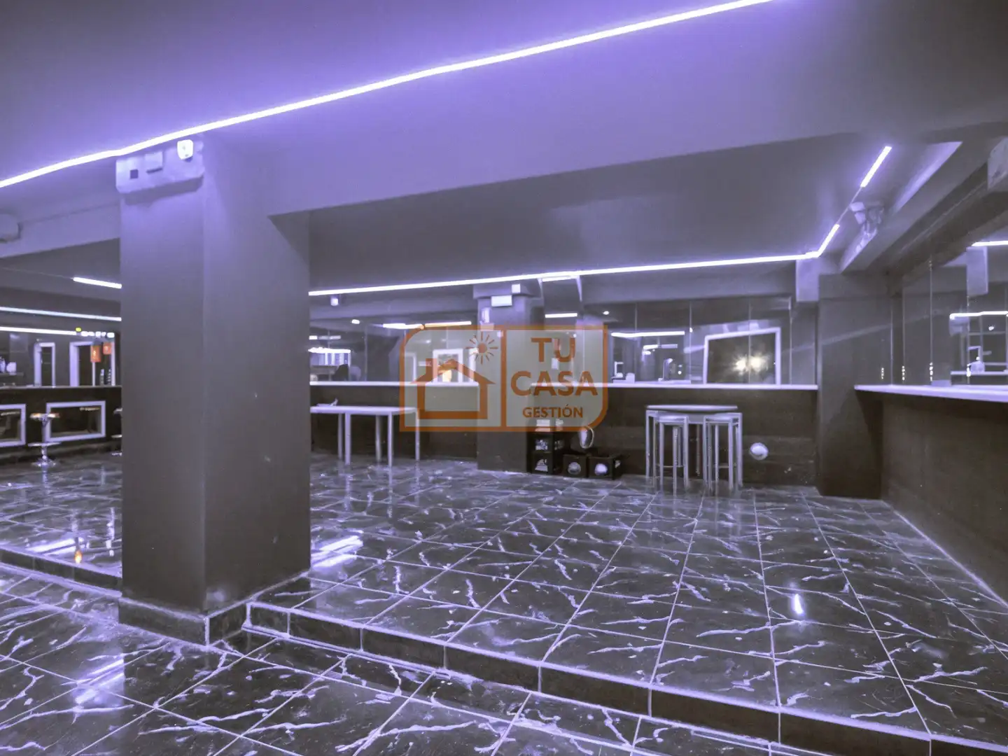 Local comercial en venda a Plaza de Albatros, imagen 4