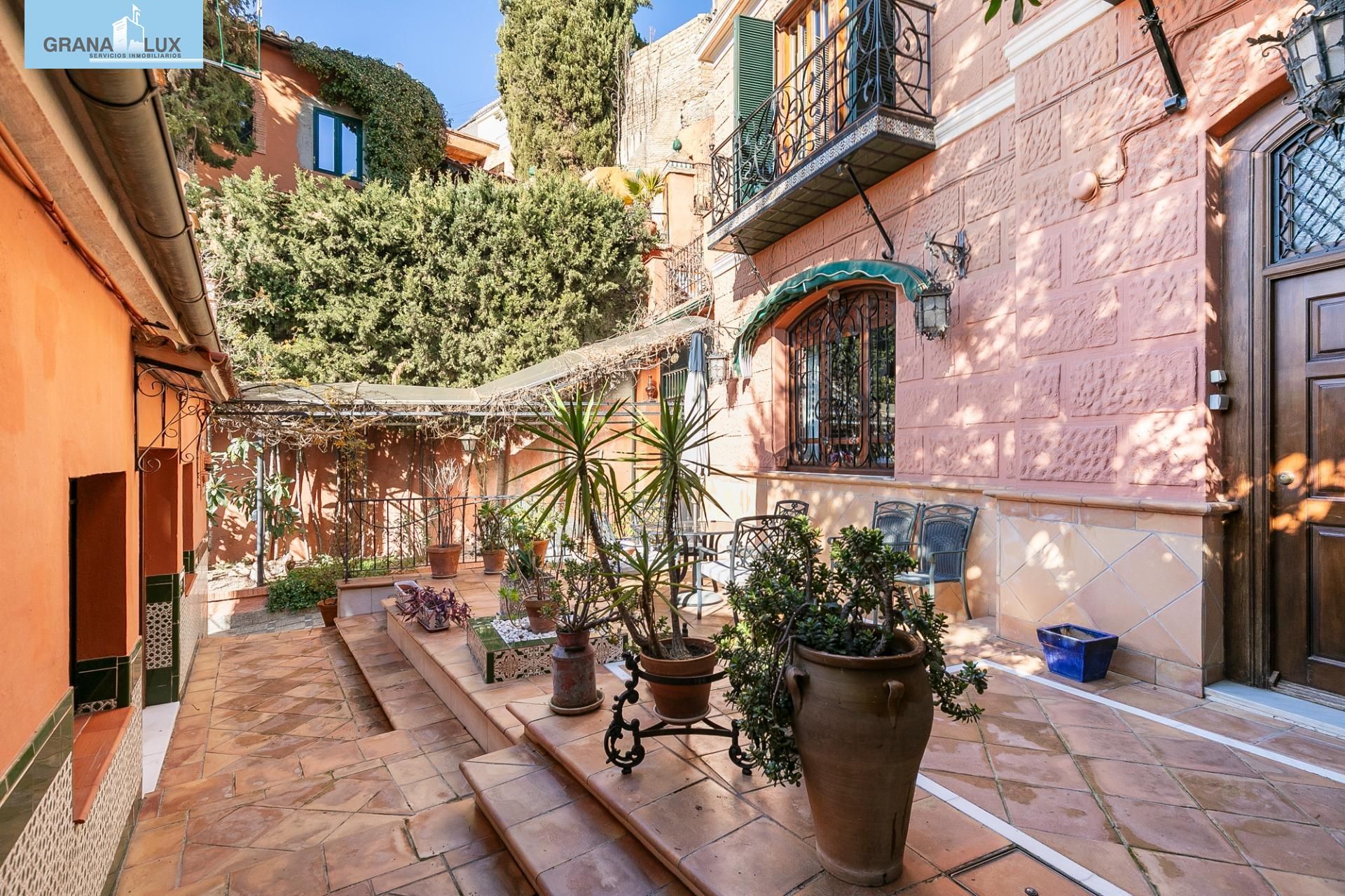 Terrace of House or chalet for sale in  Granada Capital  with Air Conditioner, Heating and Private garden