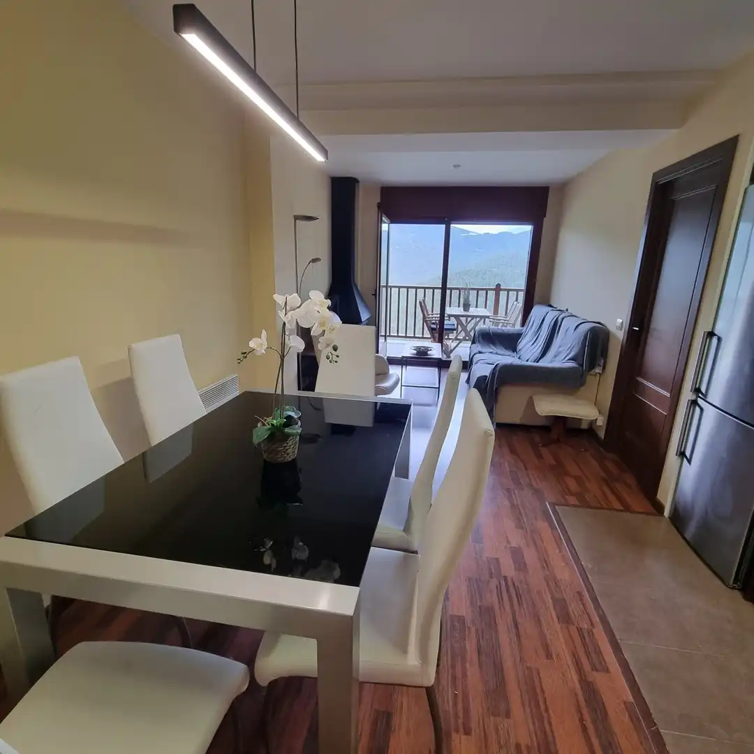 Piso con terraza en alquiler en La Molina, imagen 8