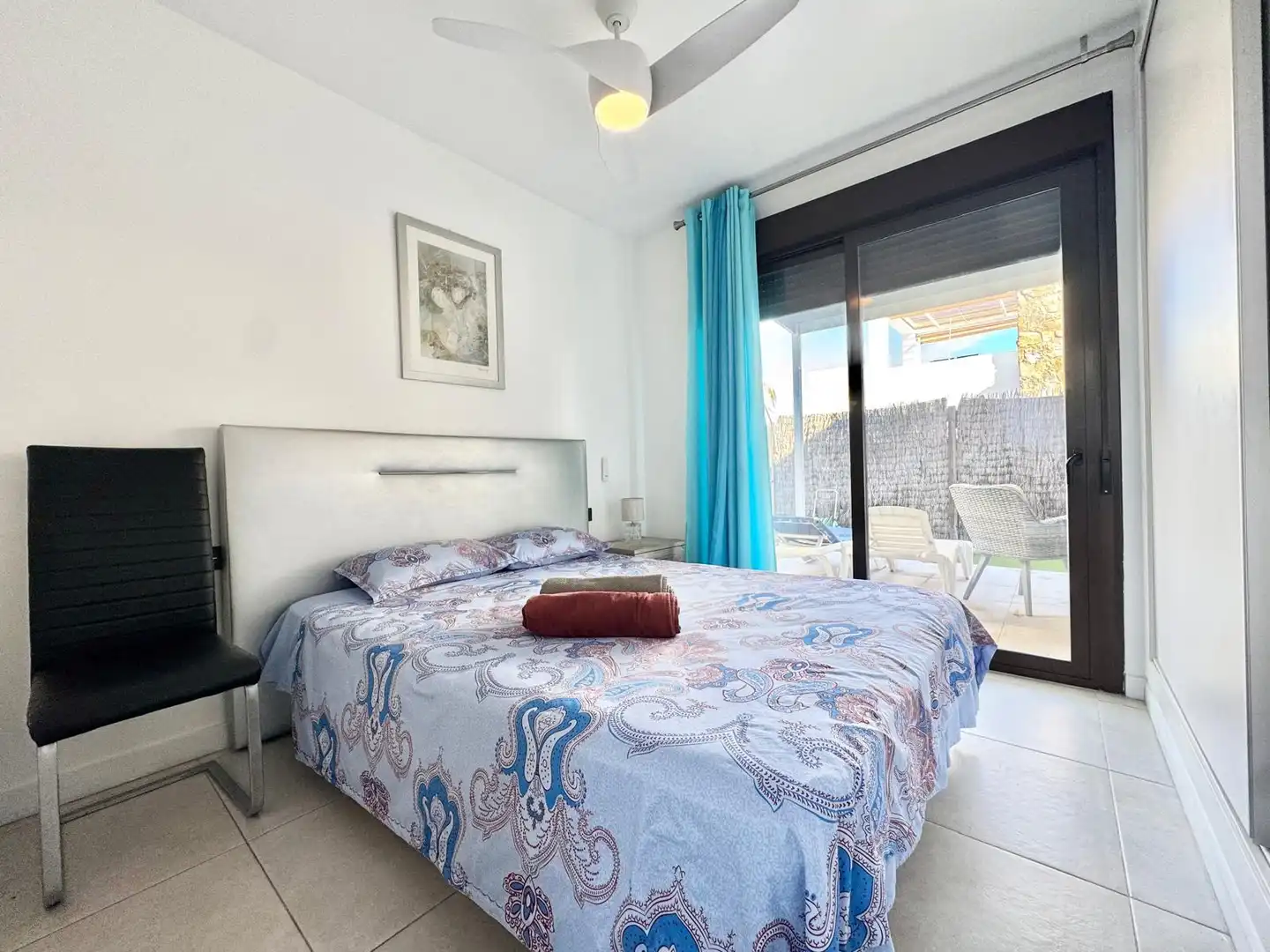 Habitación de Casa o chalet de alquiler en Orihuela con Aire acondicionado, Calefacción y Jardín privado