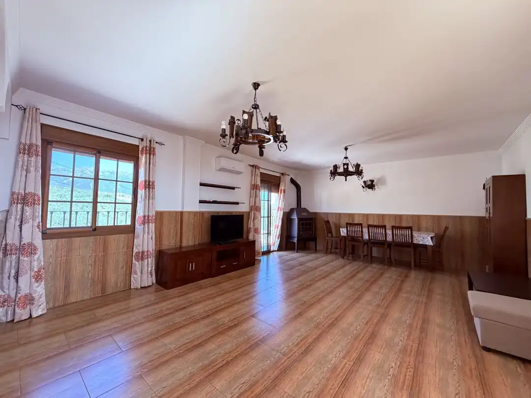 Comedor de Casa o chalet de alquiler en Periana con Terraza y Piscina