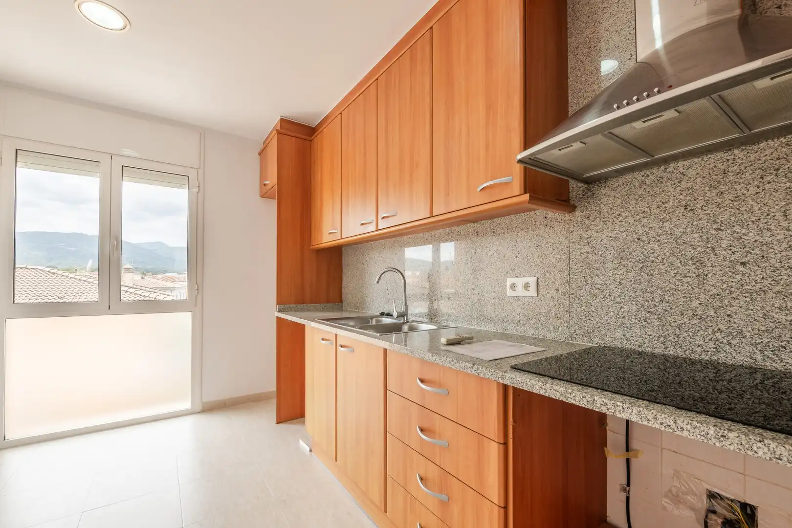 Piso con terraza en venta en Porqueres, imagen 6