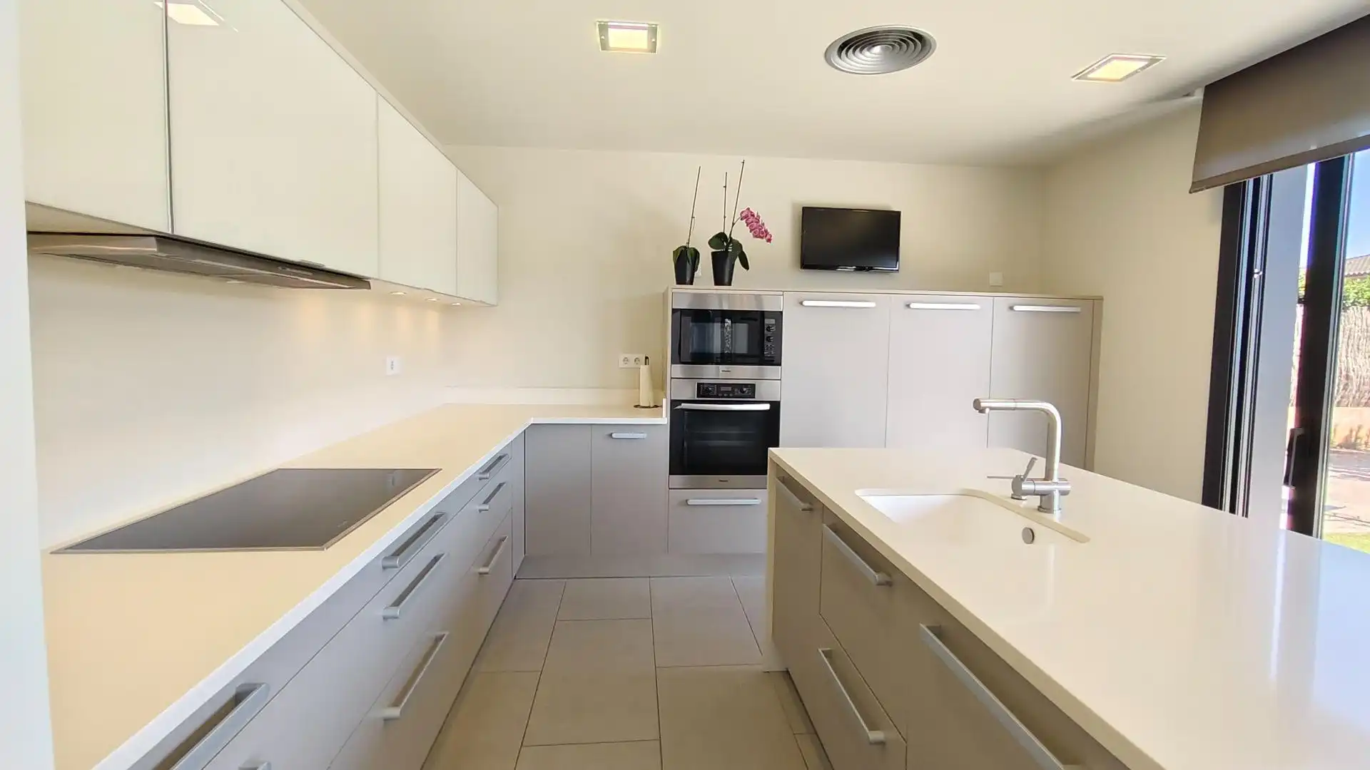Cocina de Casa o chalet en venta en Vilobí d'Onyar con Calefacción, Jardín privado y Terraza