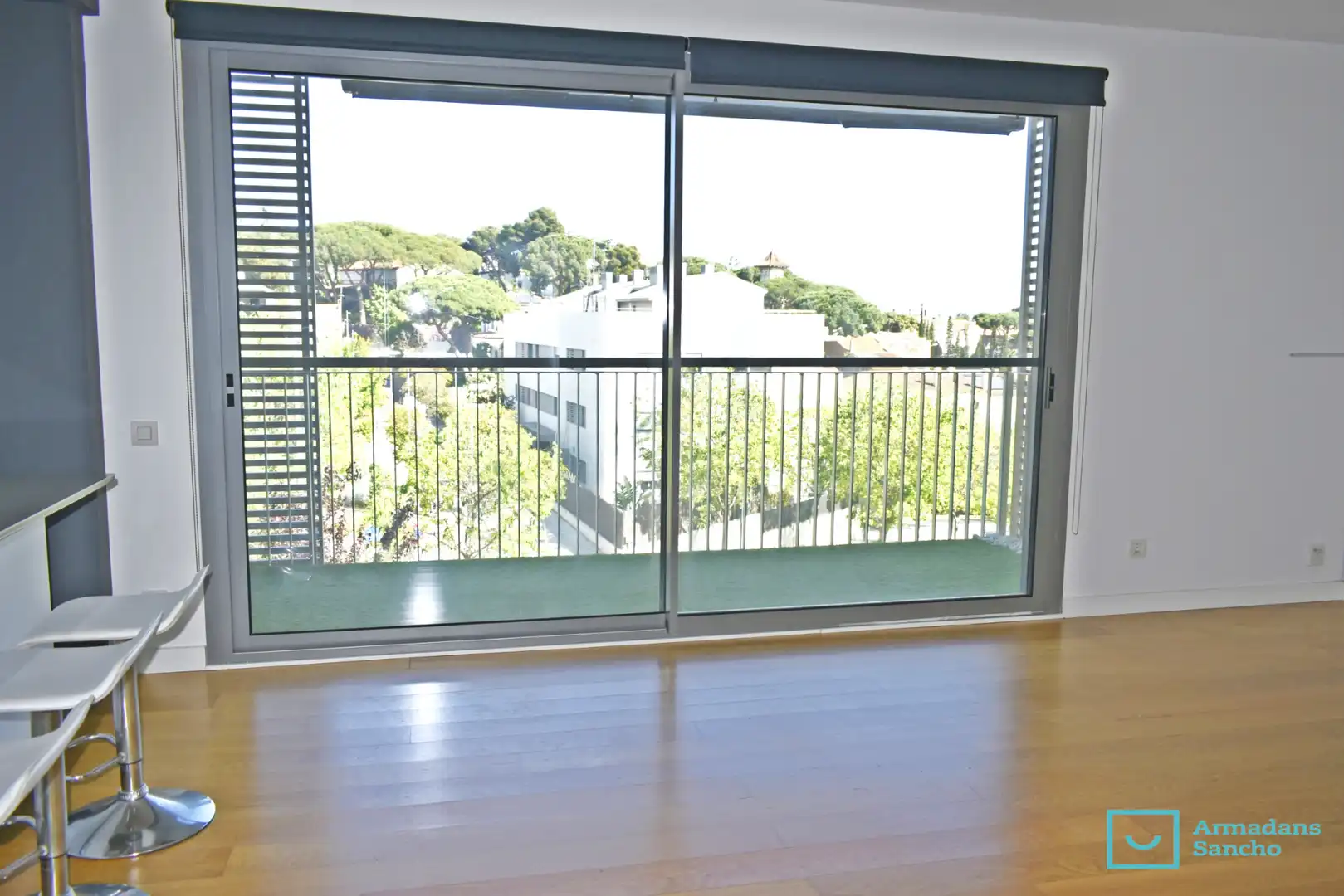 Terrassa de Dúplex de lloguer en Tiana amb Aire condicionat, Parquet i Terrassa