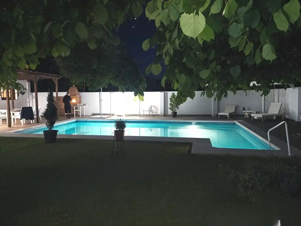 Piscina de Finca rústica en venda en Montijo amb Jardí privat, Piscina i Moblat