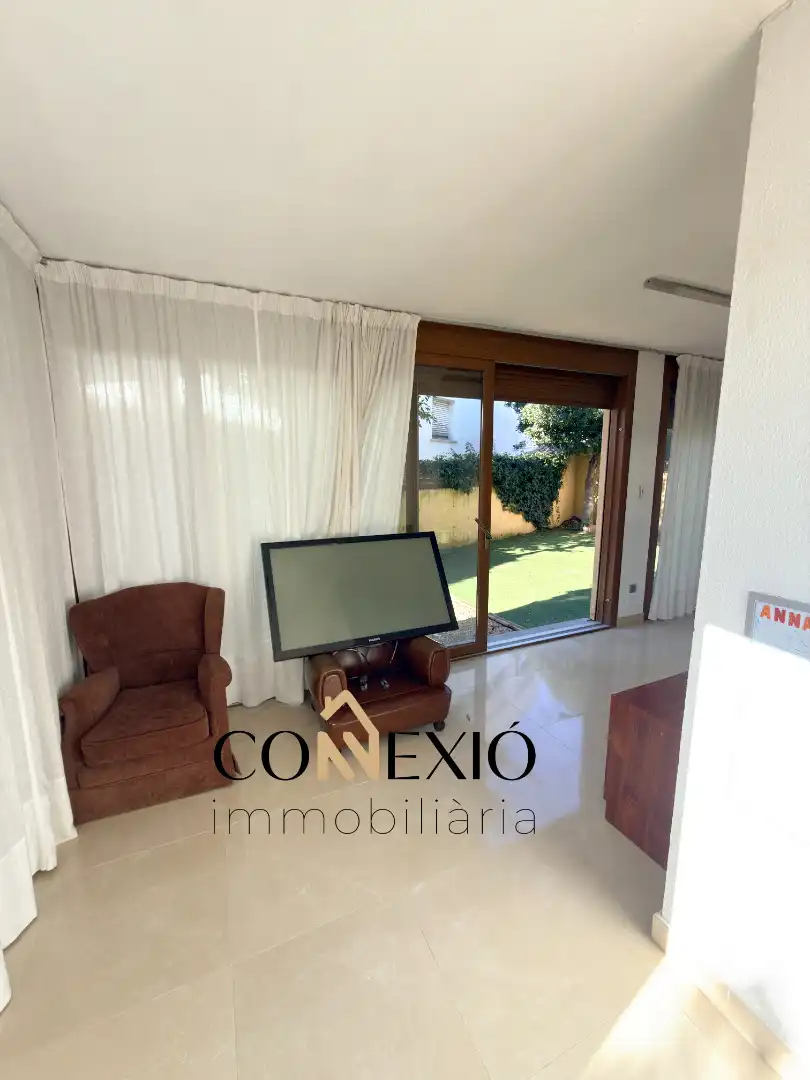 Vista exterior de Casa o chalet en venta en Banyoles con Aire acondicionado, Calefacción y Jardín privado