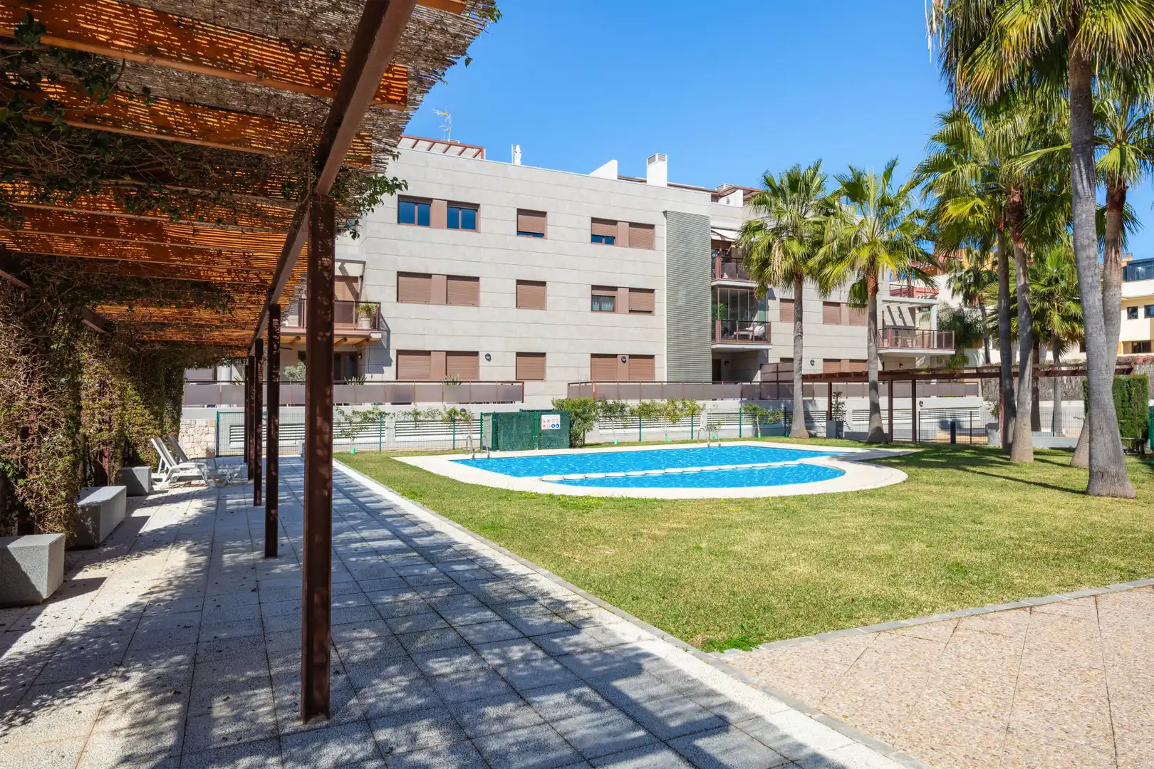 Mini appartamento con piscina in vendita a Montañar - El Arenal, imagen 32